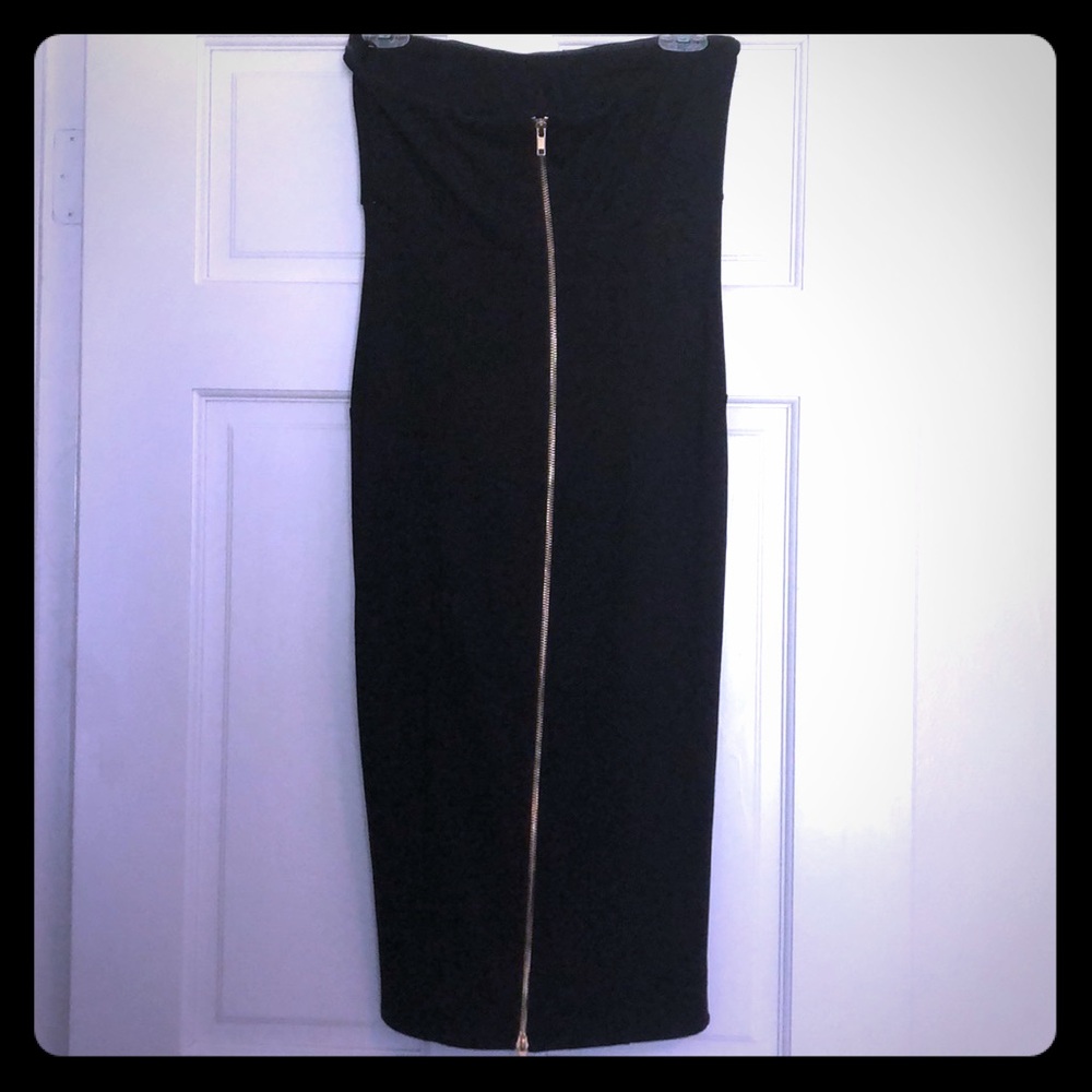 Black strapless dress